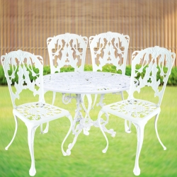 Set table et chaises d'extérieur et de jardin Mobilier en aluminium blanc haute résistance, artisanale, européenne.