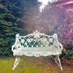Banc de jardin blanc romantique en aluminium de qualité et résistance maximales pour jardin, balcon, terrasse, piscine.