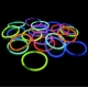 100 bracelets de fête lumineux multicolores Glow PREMIUM
